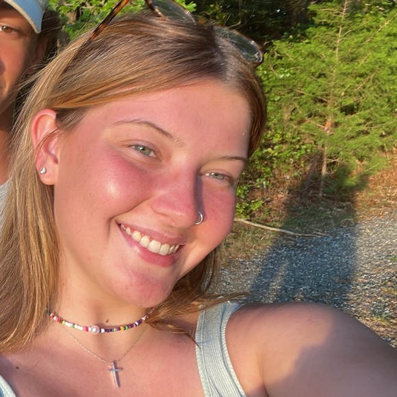 Meet your Posher, Mary - Picture 1 of 1